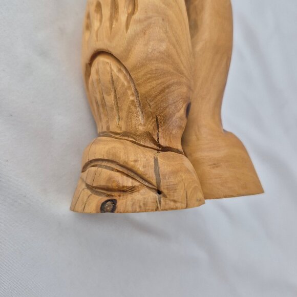 Praying Hands Sculpture Olive Wood Carving Made in Bethlehem - Picture 13 of 16
